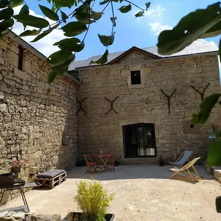 Chez Guetou De Charme En Lozere La Tieule